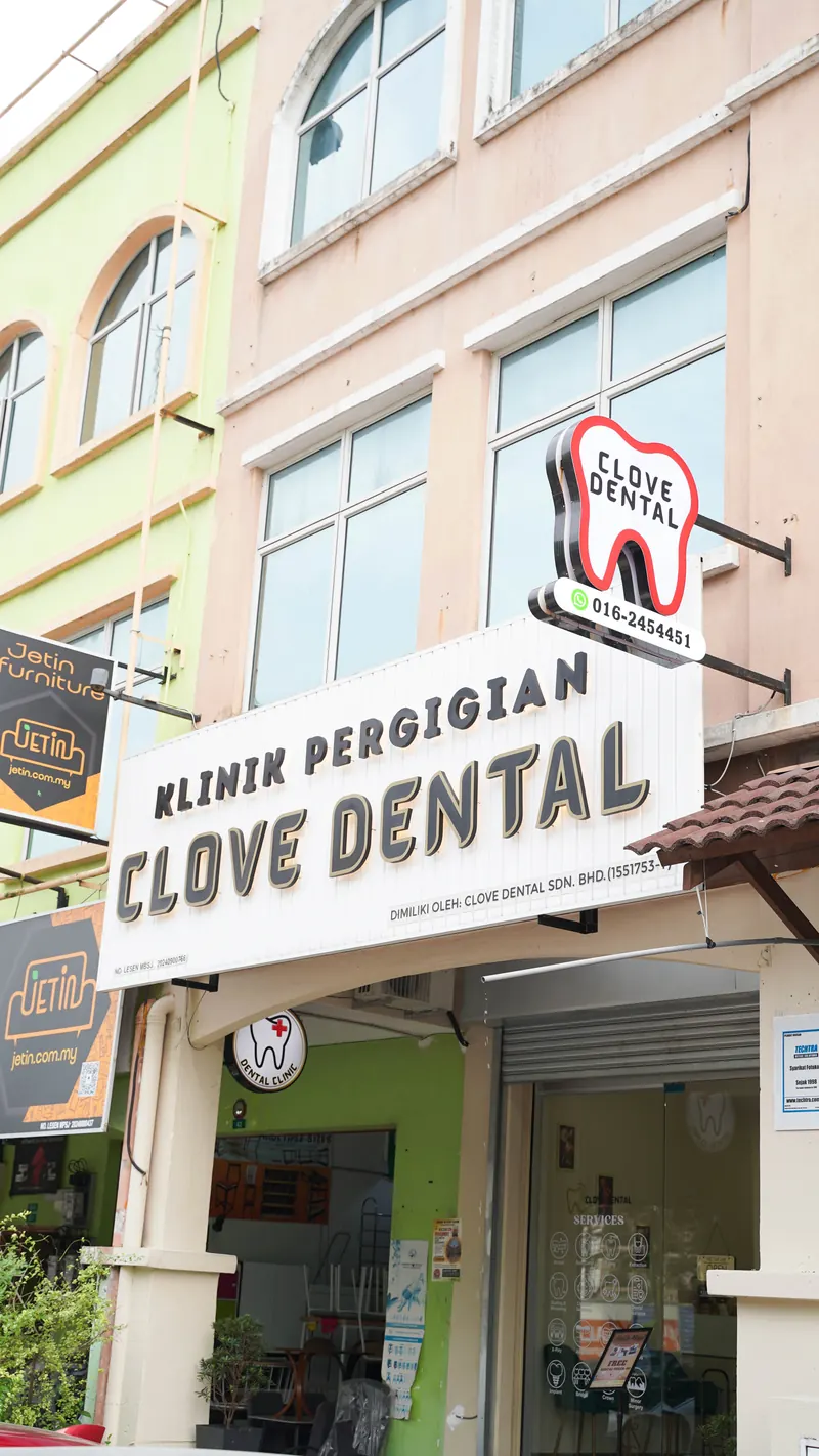 Clove Dental ground floor shopfront in Bandar Puteri 5